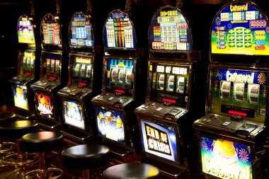 n111 Real Dealers, Multiple Tables, Ek Lobby
